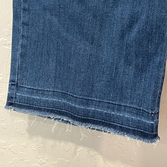 ~ J.Jill Jeans 14p Authentic Fit Full-Leg Crop Wide Medium Blue Stretch Capri - Picture 11 of 14